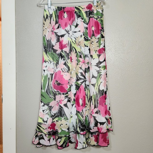 Briggs New York Dresses & Skirts - Briggs New York Skirt Petite Medium Floral Pink Black White Long Layered Ruffle